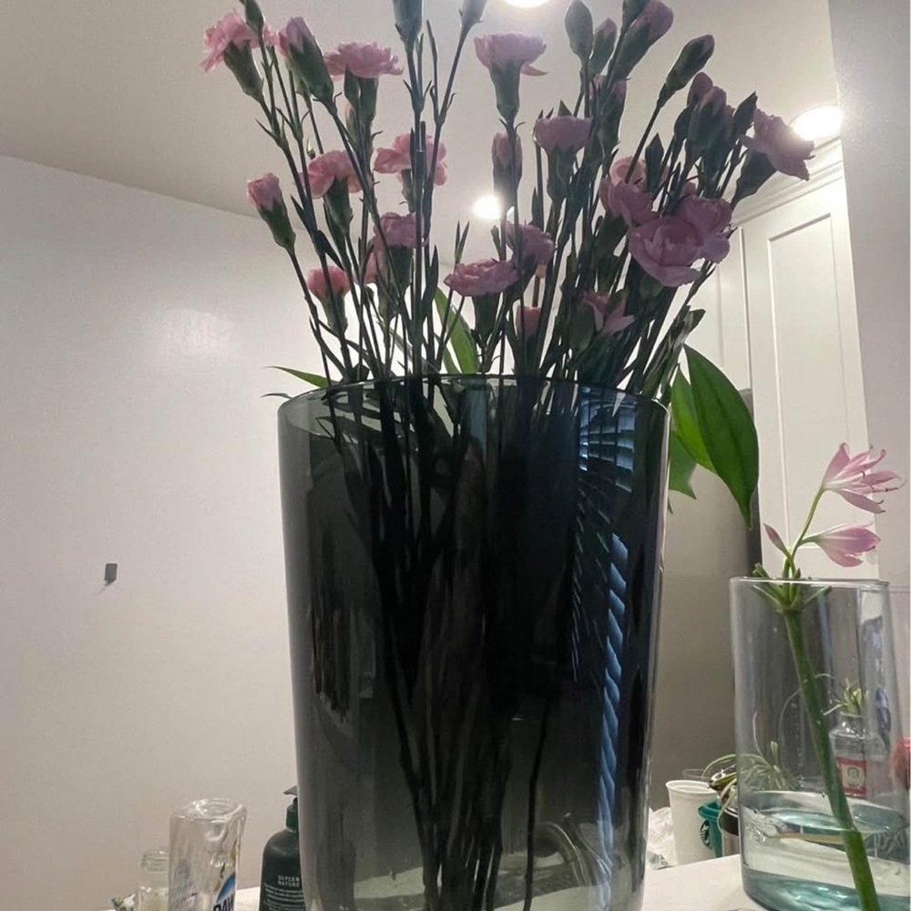Smoked Glass Large vase orig 2540$ - Picture 2 of 8